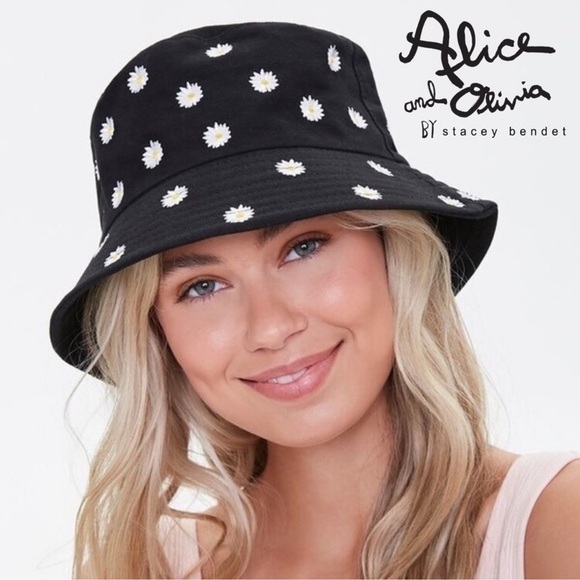Alice + Olivia Reversible 90’s Retro Daisy Bucket Hat Black/White Floral Print - Picture 1 of 7